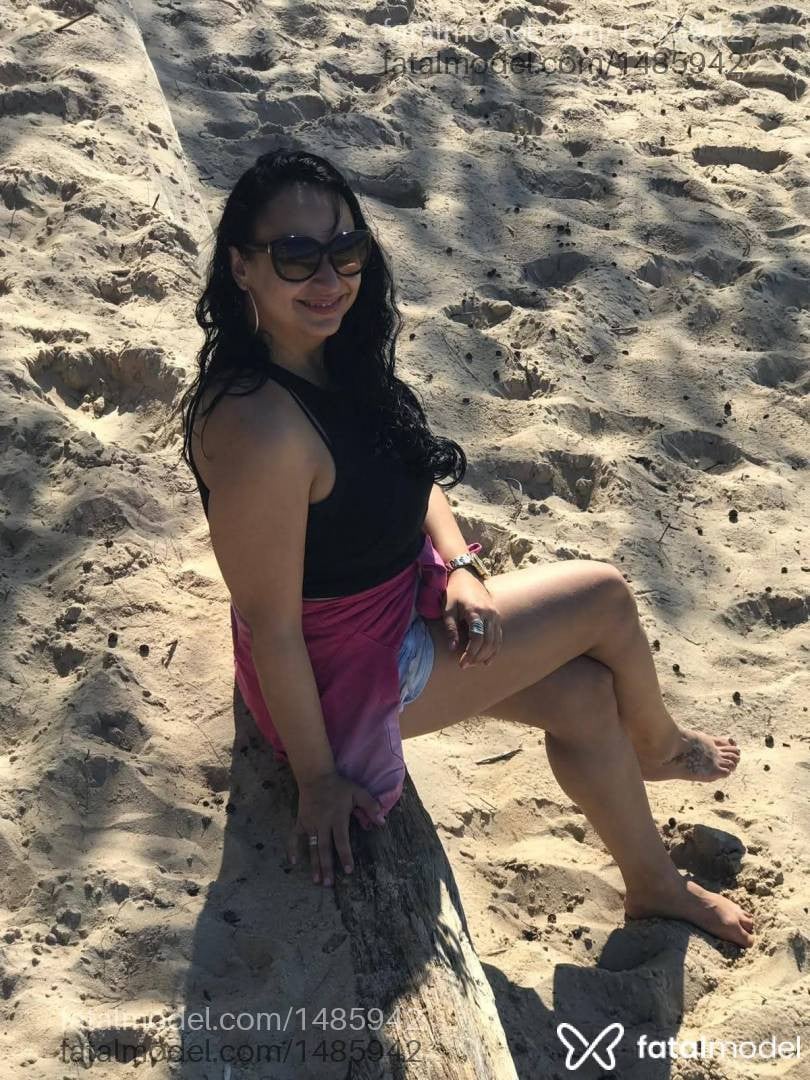 Acompanhante mulher morena (o) de olhos castanhos - Juliana