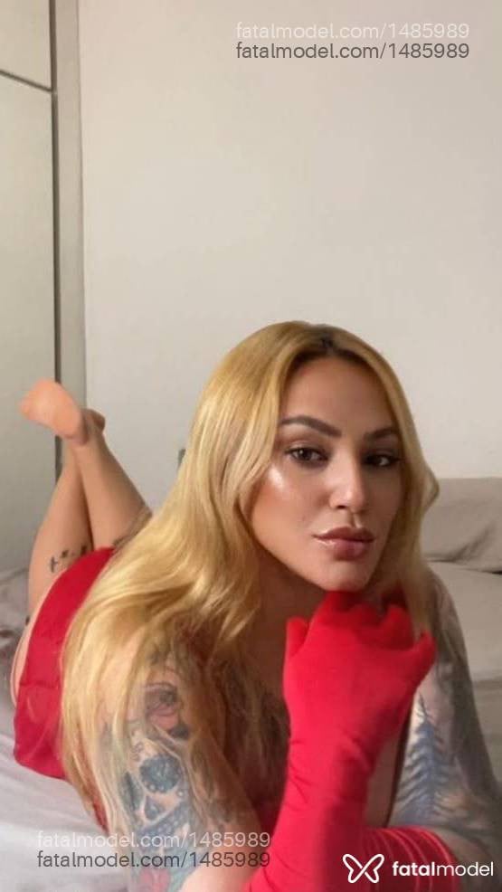 Acompanhante mulher loira (o) de olhos mel - Ana Lara