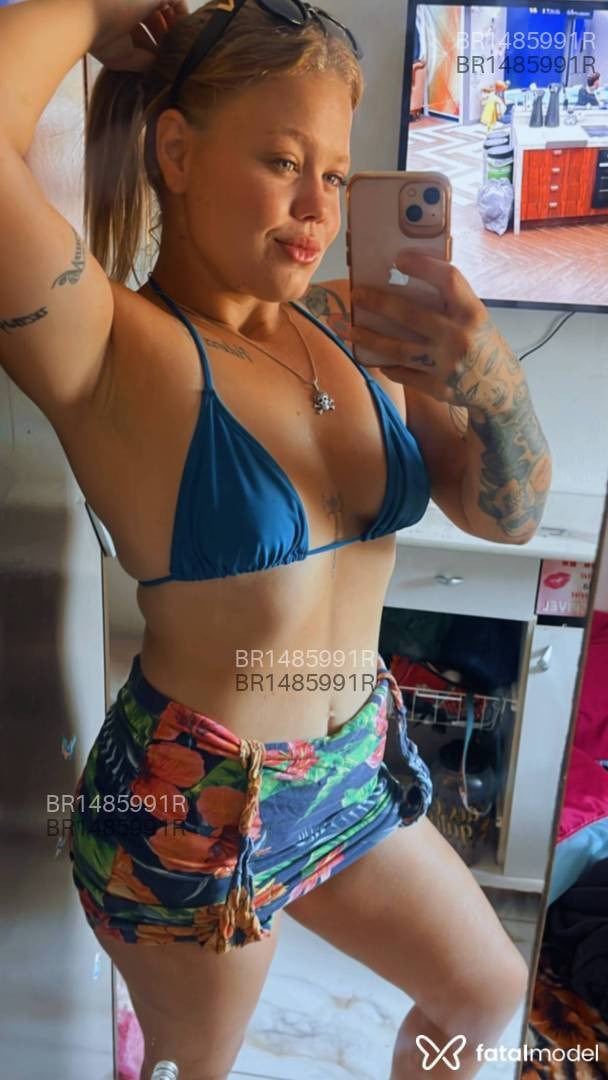 Acompanhante mulher loira (o) de olhos verdes em Balneário Gaivota - Kathy