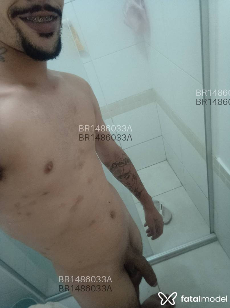 Acompanhante homem morena (o) de olhos castanhos em São José do Rio Preto - Breno