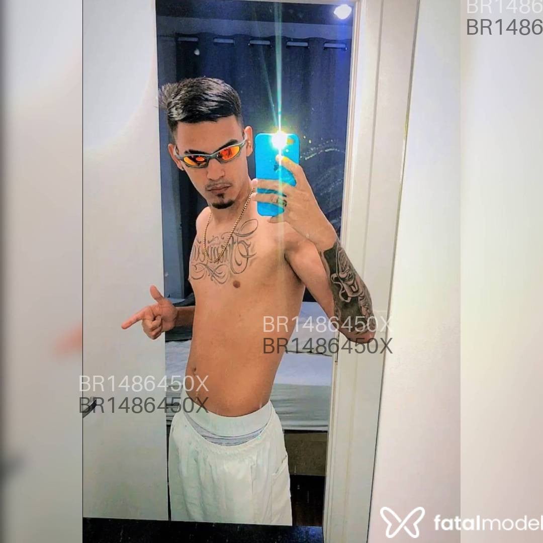 Acompanhante homem com cabelo castanho de olhos castanhos em São José do Rio Preto - Weslley