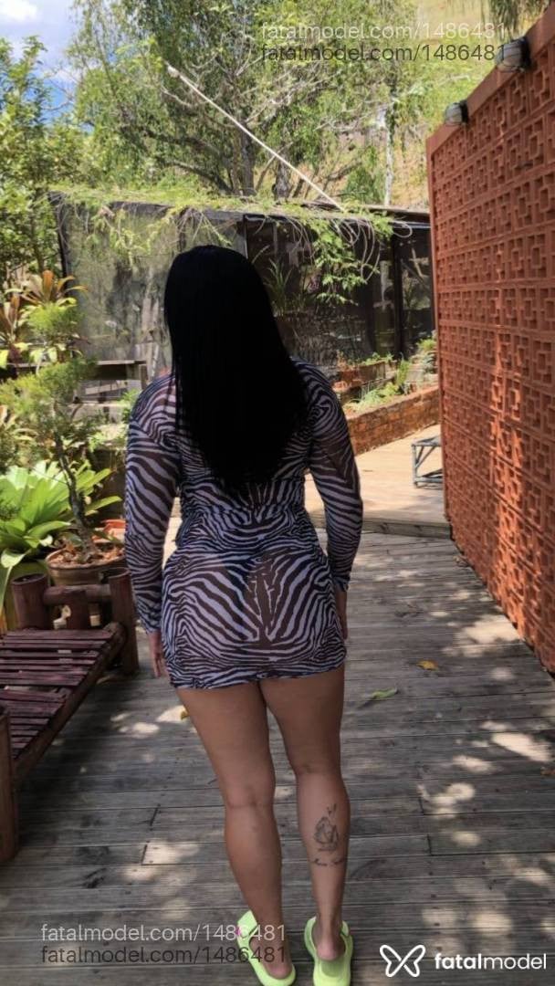 Acompanhante mulher morena (o) de olhos pretos - Ruby Bittencourt