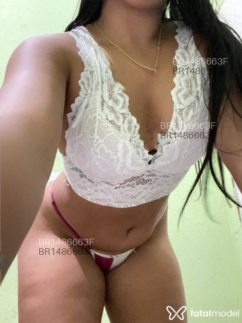 Acompanhante mulher morena (o) de olhos castanhos em Ji-Paraná - Emilly Souza