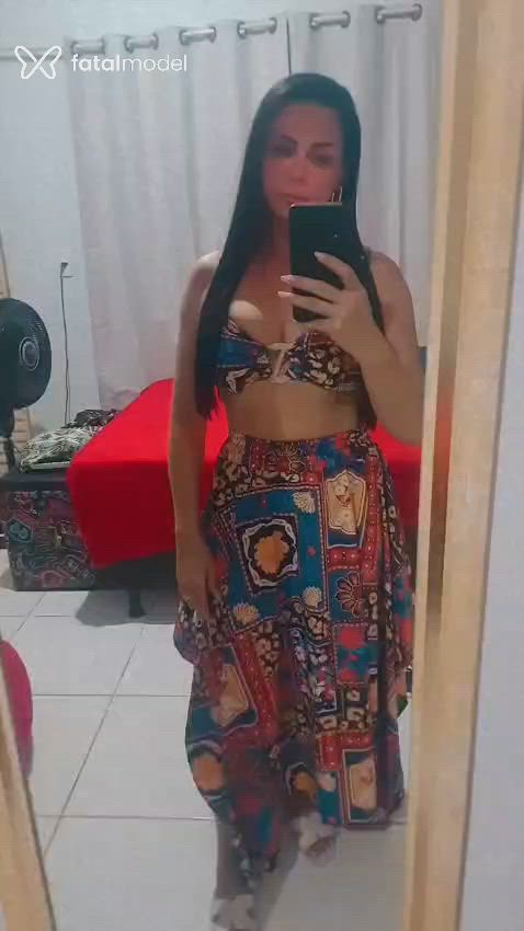 Acompanhante mulher morena (o) de olhos pretos em Rio Claro Acompanhante mulher morena (o) de olhos pretos em Rio Claro - Laura Villar