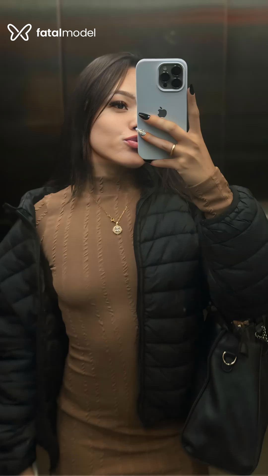 Acompanhante mulher com cabelo castanho de olhos castanhos em Montes Claros - Laura Pierre