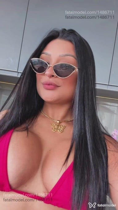 Acompanhante mulher morena (o) de olhos castanhos em Apucarana - Julia Amorim