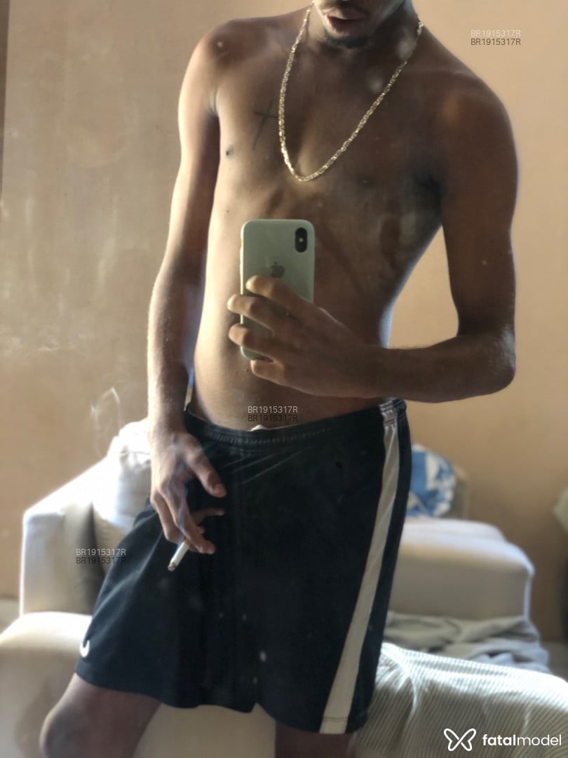 Acompanhante homem morena (o) de olhos pretos em Rio de Janeiro - Caduu