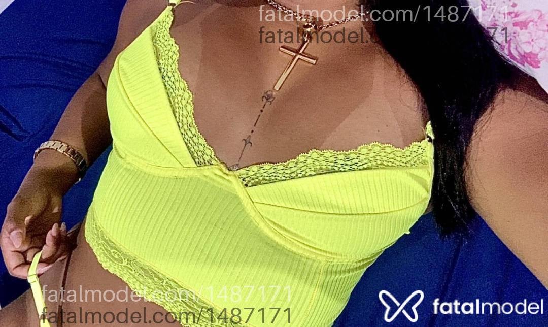Acompanhante mulher com cabelo castanho de olhos castanhos - Lorena Acompanhante mulher com cabelo castanho de olhos castanhos - Lorena