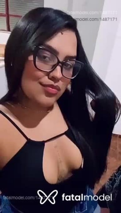 Acompanhante mulher com cabelo castanho de olhos castanhos em Ribas do Rio Pardo - Lorena