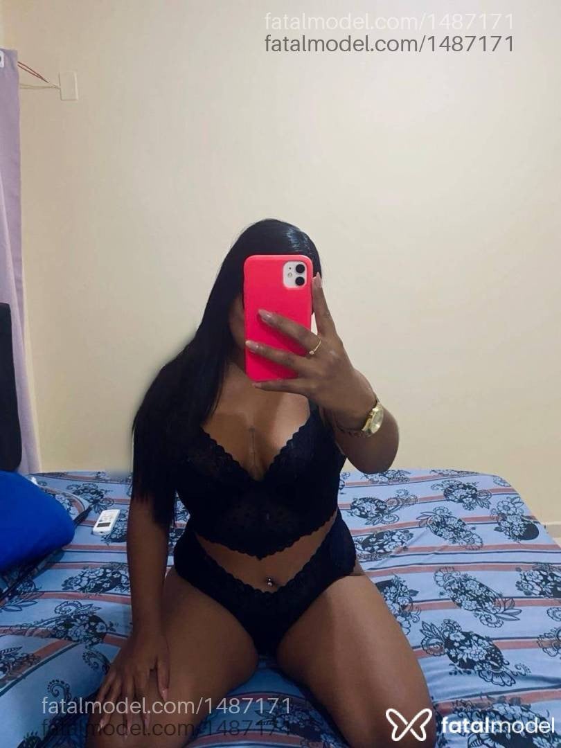 Acompanhante mulher com cabelo castanho de olhos castanhos em Ribas do Rio Pardo - Lorena
