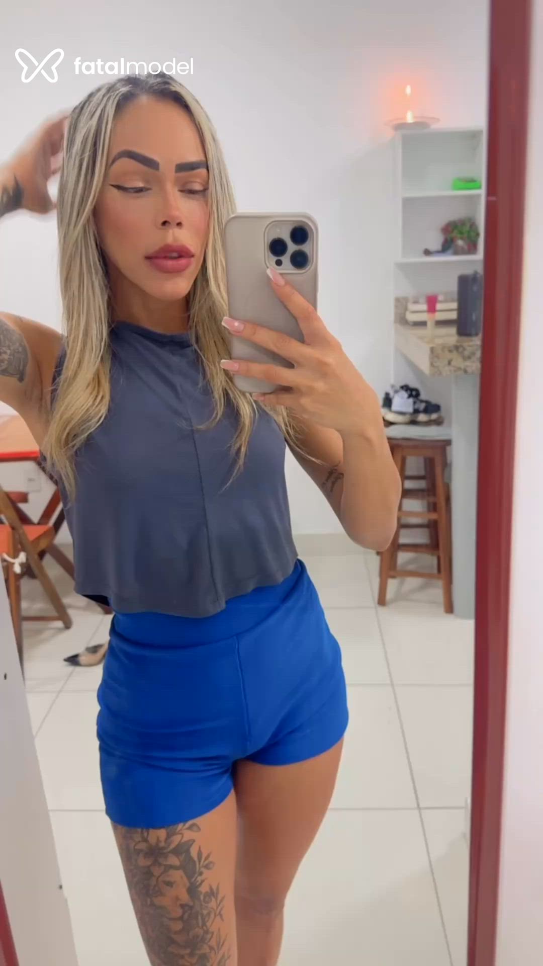 Acompanhante mulher loira (o) de olhos castanhos - Luna Acompanhante mulher loira (o) de olhos castanhos - Luna