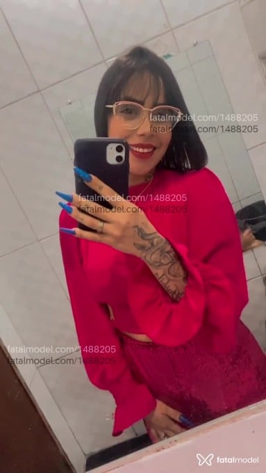 Acompanhante mulher morena (o) de olhos pretos em Tijucas Acompanhante mulher morena (o) de olhos pretos em Tijucas - Nicole