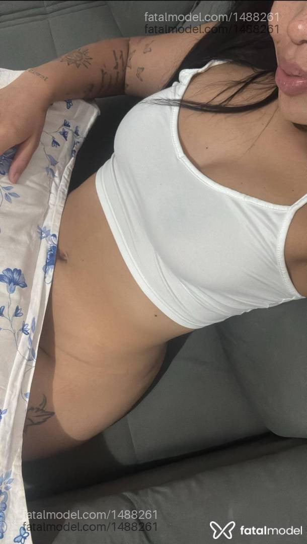Acompanhante mulher morena (o) de olhos castanhos em Caldas Novas Acompanhante mulher morena (o) de olhos castanhos em Caldas Novas - Jade Oliveira