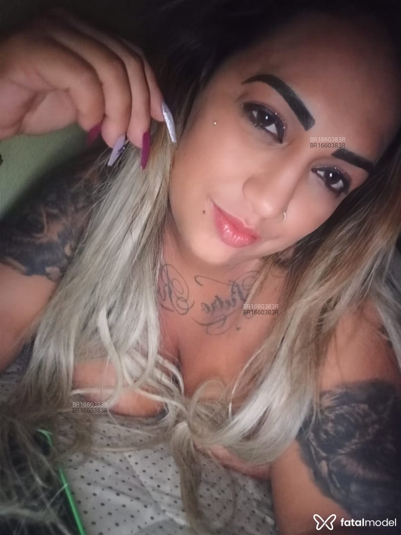Acompanhante mulher loira (o) de olhos castanhos em Itabuna - Liz Souza