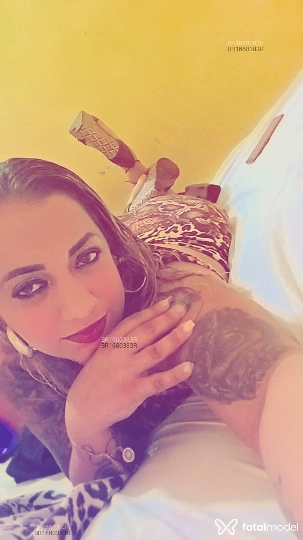 Acompanhante mulher loira (o) de olhos castanhos em Itabuna - Liz Souza