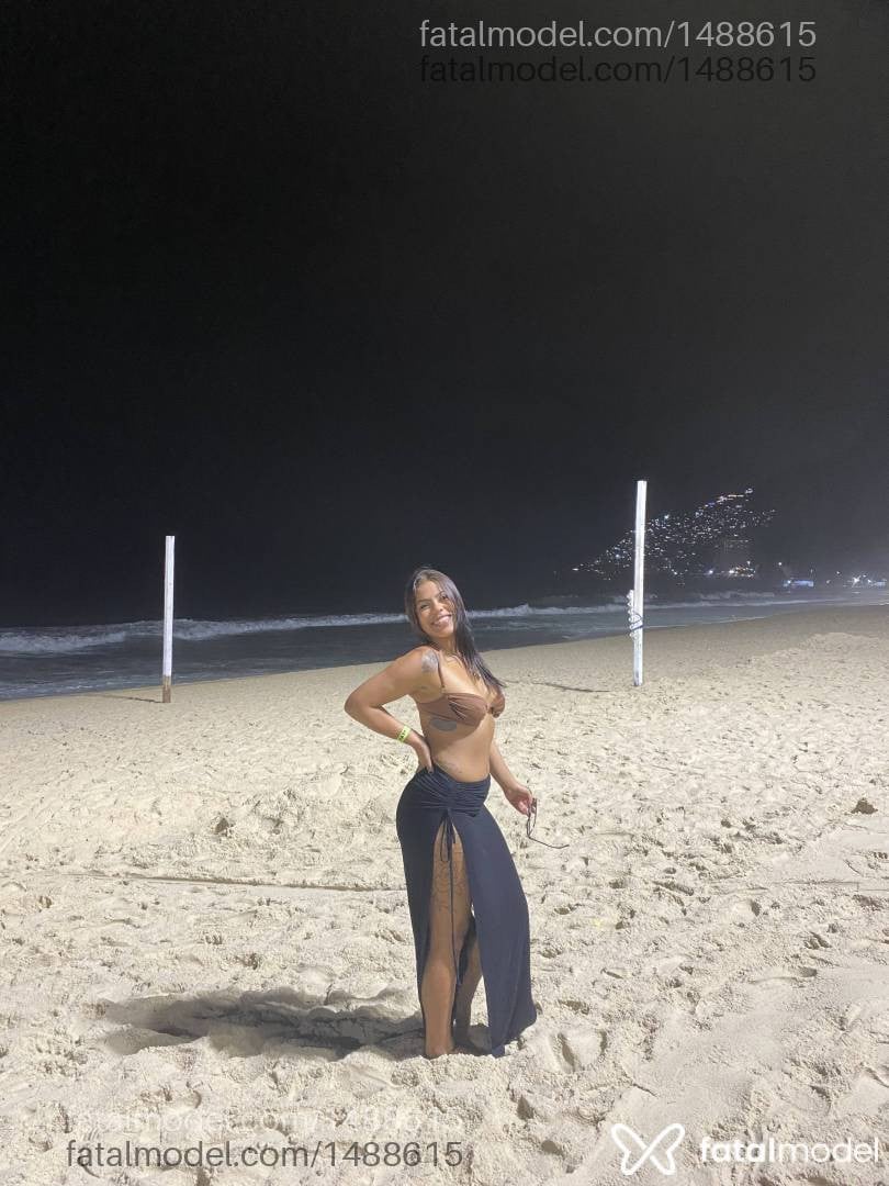 Acompanhante mulher morena (o) de olhos castanhos em Rio de Janeiro - Alana Rossi