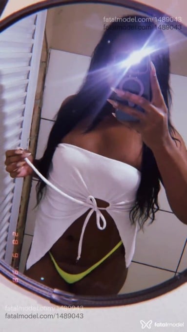 Acompanhante mulher trans morena (o) de olhos pretos em Araxá Acompanhante mulher trans morena (o) de olhos pretos em Araxá - Morena