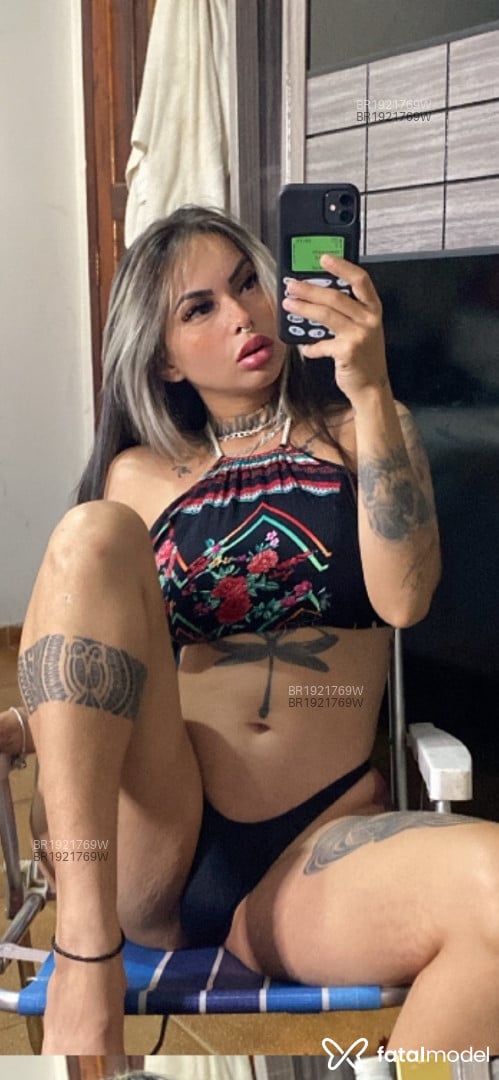 Acompanhante mulher com cabelo castanho de olhos castanhos em Belém Acompanhante mulher com cabelo castanho de olhos castanhos em Belém - Laís Prado