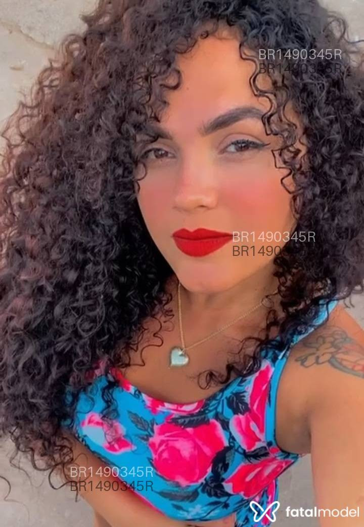 Acompanhante mulher morena (o) de olhos mel em Linhares - Larissa