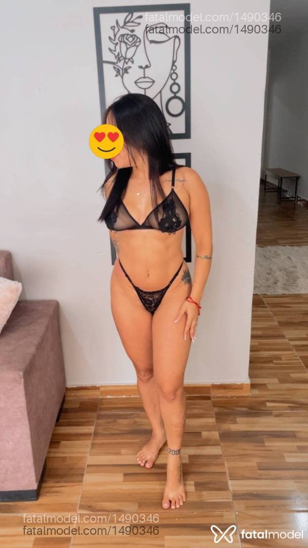 Acompanhante mulher morena (o) de olhos castanhos - Bruna