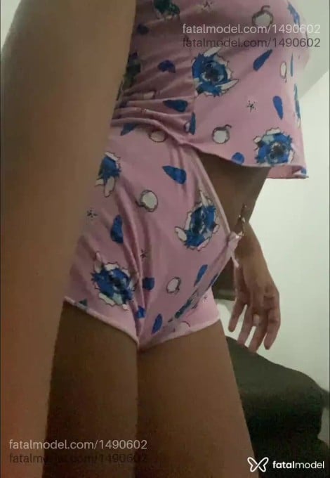 Acompanhante mulher morena (o) de olhos pretos em Campos dos Goytacazes Acompanhante mulher morena (o) de olhos pretos em Campos dos Goytacazes - Alice
