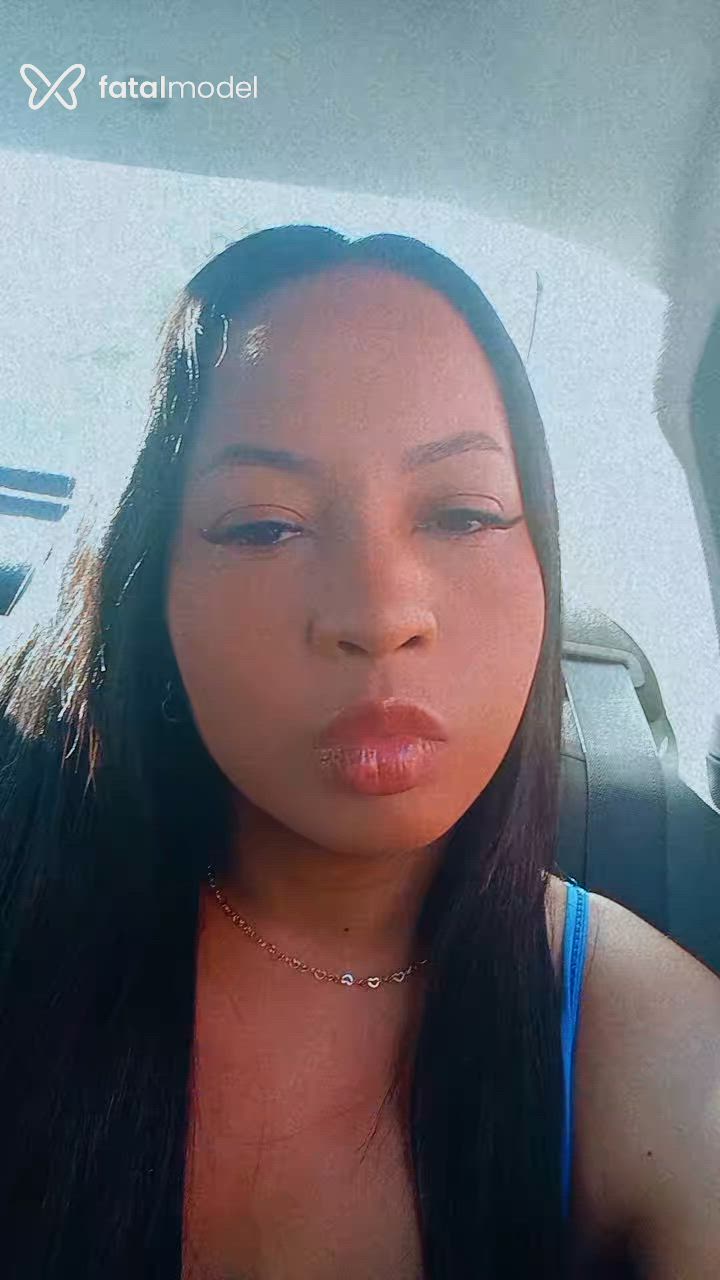 Acompanhante mulher morena (o) de olhos pretos - Melissa Lima