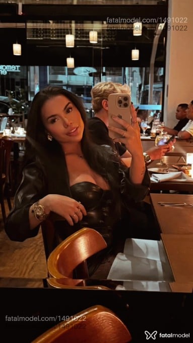 Acompanhante mulher morena (o) de olhos castanhos em Chapecó - Jessica