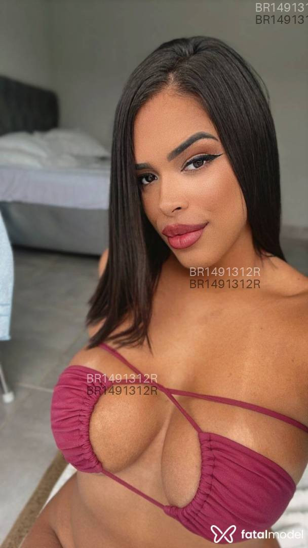 Acompanhante mulher morena (o) de olhos pretos - Mariel Fernandez