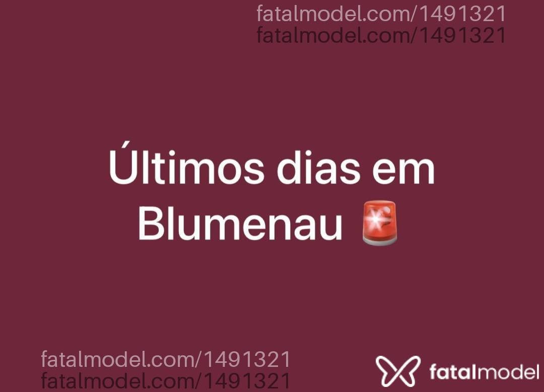 Acompanhante mulher trans com cabelo castanho de olhos castanhos - Eduarda Brandão