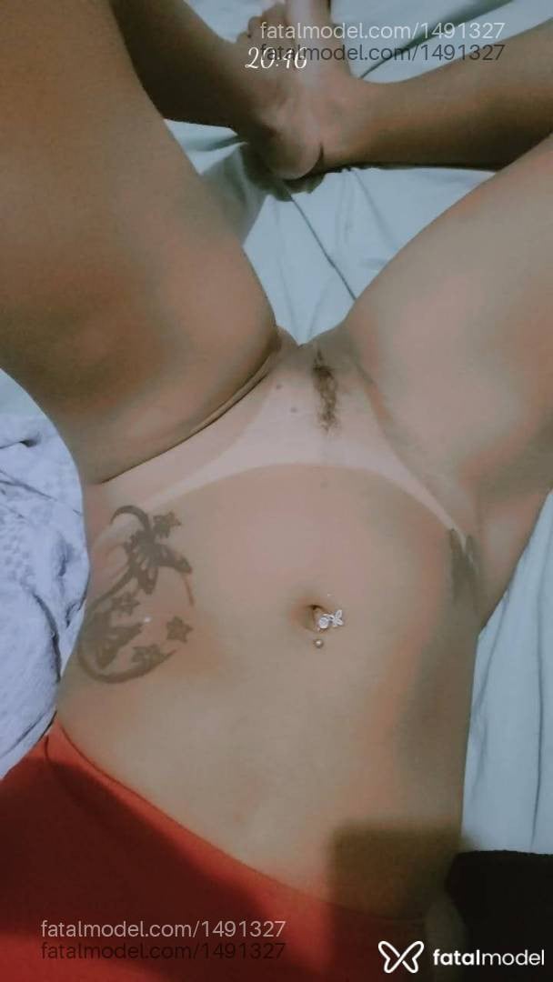 Acompanhante mulher com cabelo castanho de olhos castanhos em Iguatu Acompanhante mulher com cabelo castanho de olhos castanhos em Iguatu - Ana beatriz lima