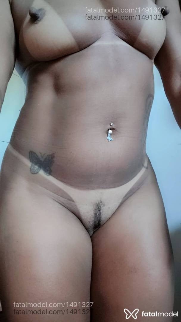 Acompanhante mulher com cabelo castanho de olhos castanhos - Ana beatriz lima