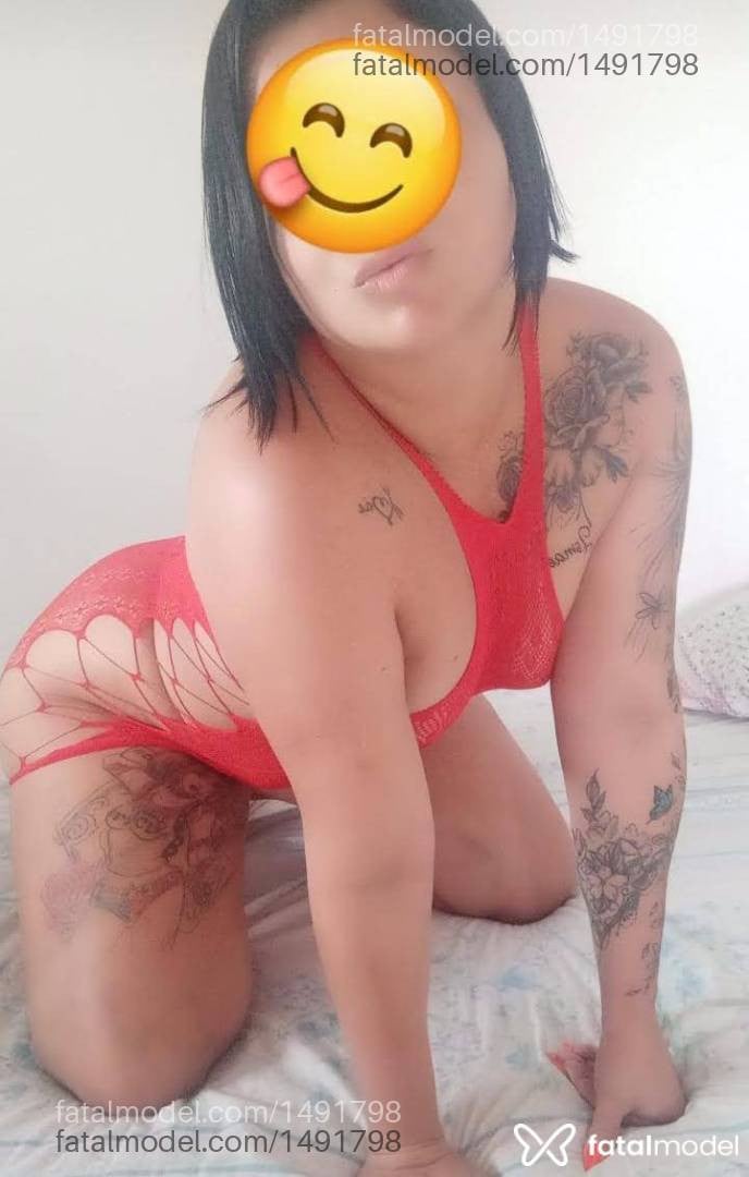 Acompanhante mulher morena (o) de olhos mel - Laura Bithencur