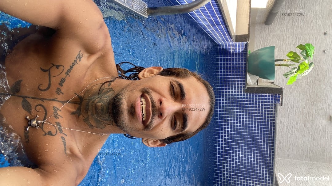 Acompanhante homem com cabelo castanho de olhos castanhos em São Paulo Acompanhante homem com cabelo castanho de olhos castanhos em São Paulo - Jakson valverde