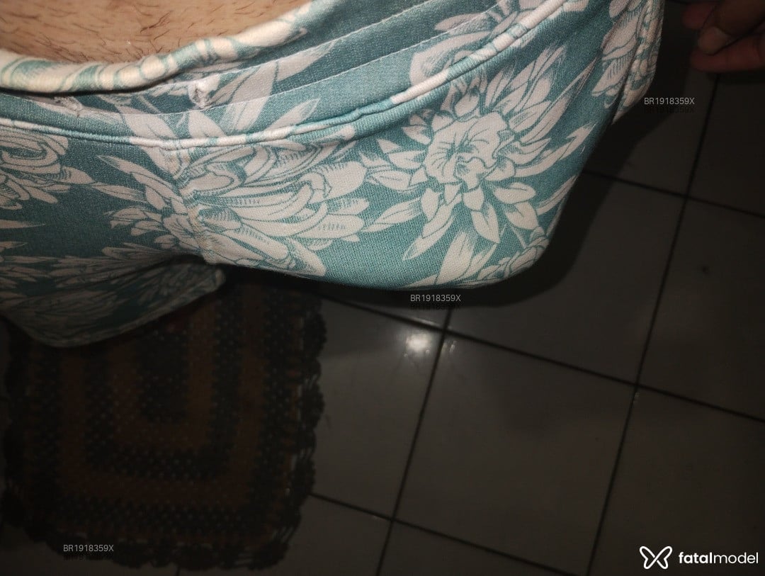 Acompanhante homem com cabelo castanho de olhos castanhos em Barra do Garças Acompanhante homem com cabelo castanho de olhos castanhos em Barra do Garças - Pedro henrique