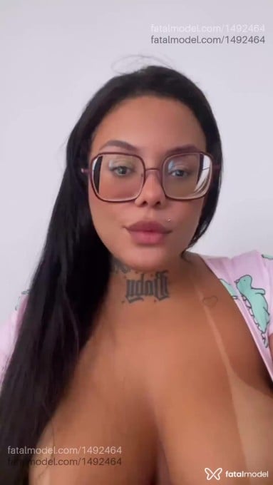 Acompanhante mulher morena (o) de olhos castanhos em Betim - Rafaela