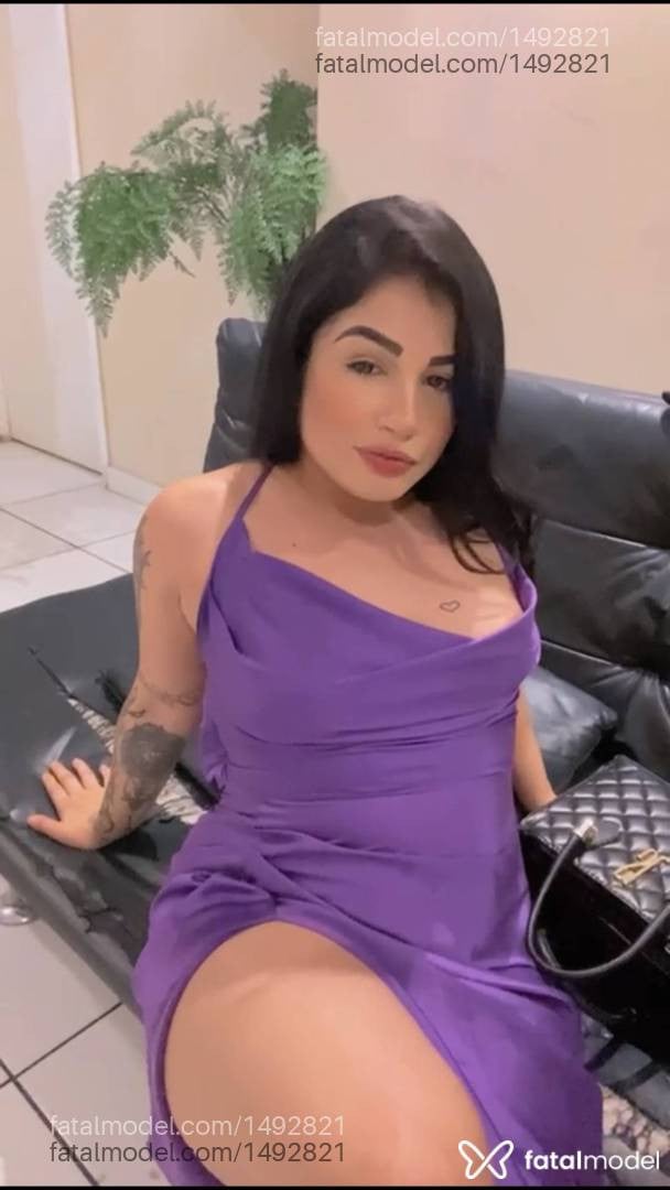 Acompanhante mulher com cabelo castanho de olhos castanhos - Maisa