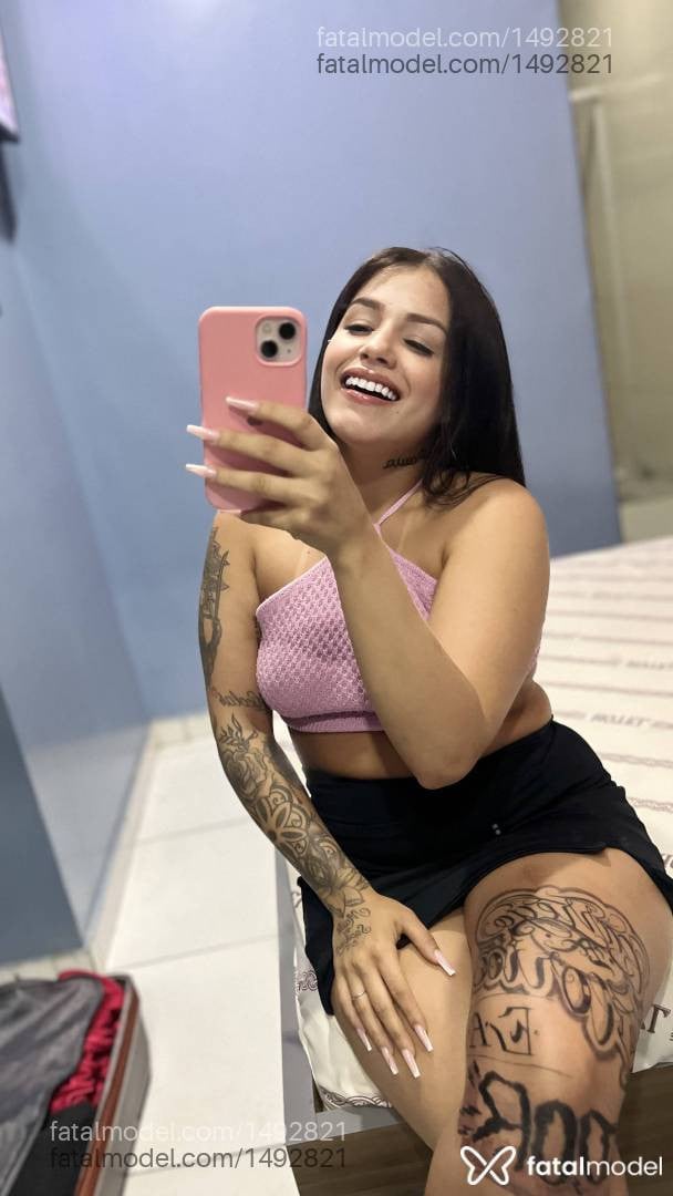 Acompanhante mulher com cabelo castanho de olhos castanhos em Paranavaí - Maisa