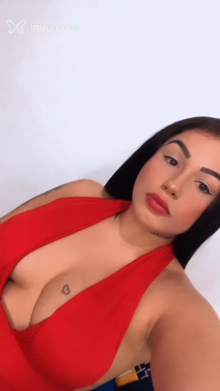 Acompanhante mulher com cabelo castanho de olhos castanhos - Maisa