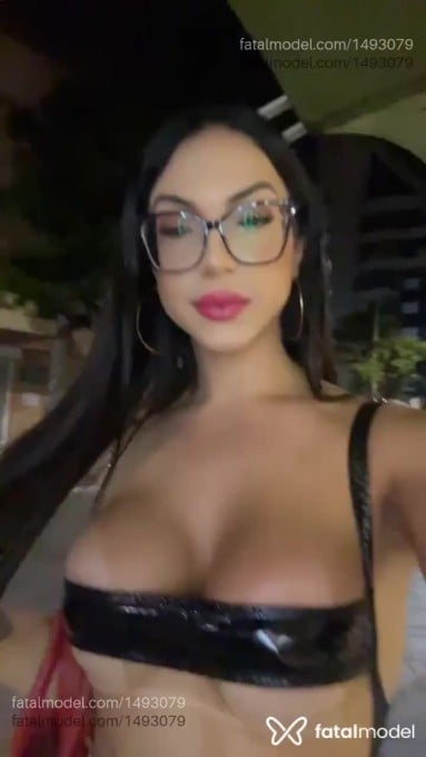 Acompanhante mulher trans morena (o) de olhos castanhos em Porto Alegre Acompanhante mulher trans morena (o) de olhos castanhos em Porto Alegre - Manuely