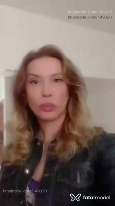 Acompanhante mulher trans loira (o) de olhos mel em Ribeirão Preto Acompanhante mulher trans loira (o) de olhos mel em Ribeirão Preto - Tiffany Barbie