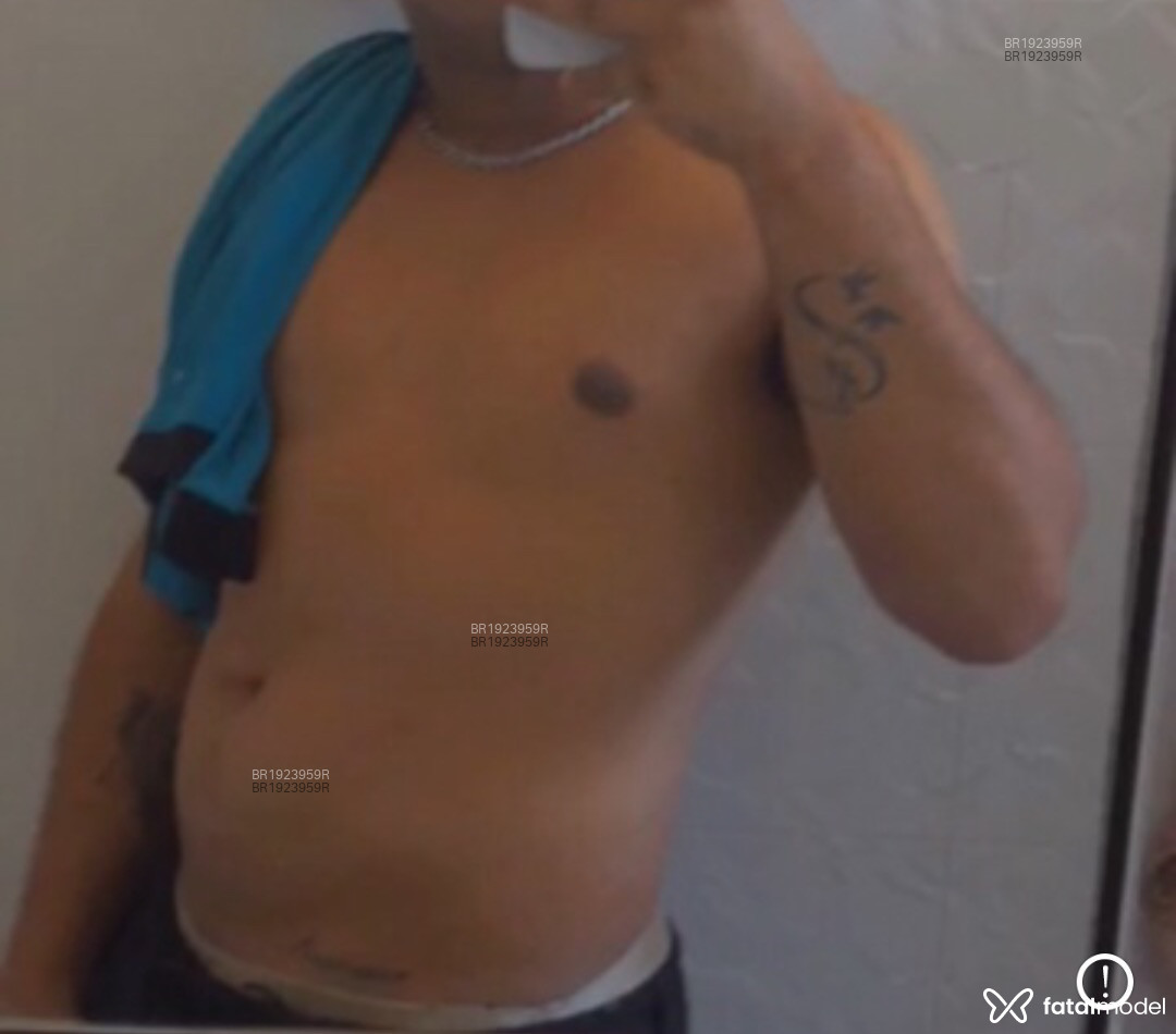 Acompanhante homem morena (o) de olhos pretos em Vitória Acompanhante homem morena (o) de olhos pretos em Vitória - Kauan