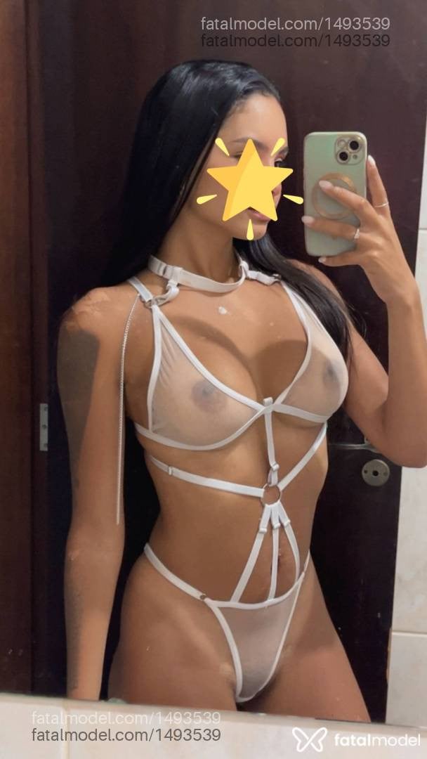 Acompanhante mulher morena (o) de olhos castanhos - Dalila