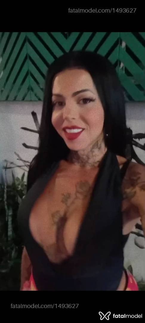 Acompanhante travesti morena (o) de olhos mel em Uberaba - Lollá Sexxyyyy