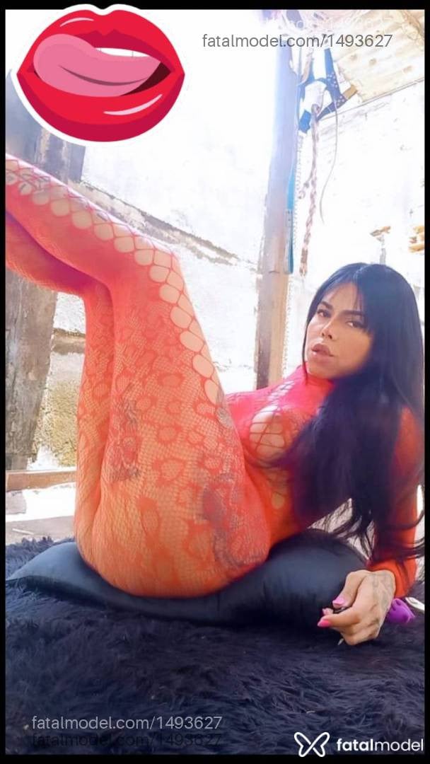Acompanhante travesti morena (o) de olhos mel em Uberaba - Lollá Sexxyyyy