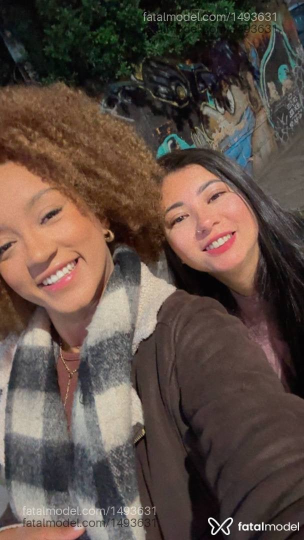 Acompanhante mulher com cabelo castanho de olhos castanhos em Porto Alegre - Aninha Ebony
