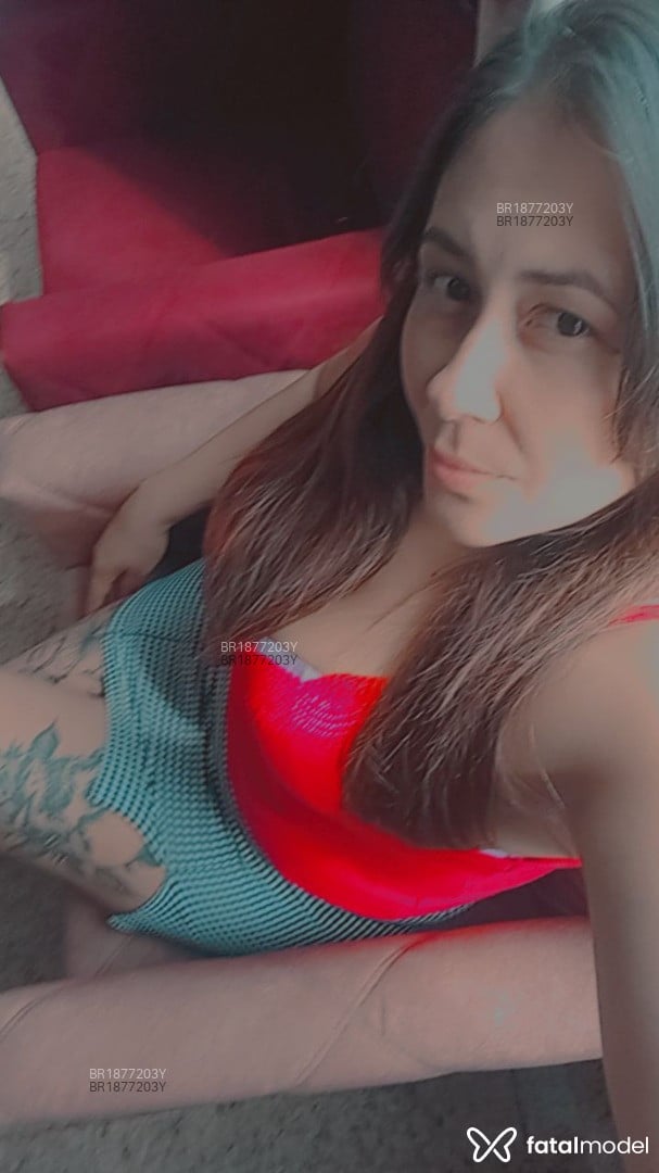 Acompanhante mulher morena (o) de olhos castanhos em Ipuaçu Acompanhante mulher morena (o) de olhos castanhos em Ipuaçu - Bruna