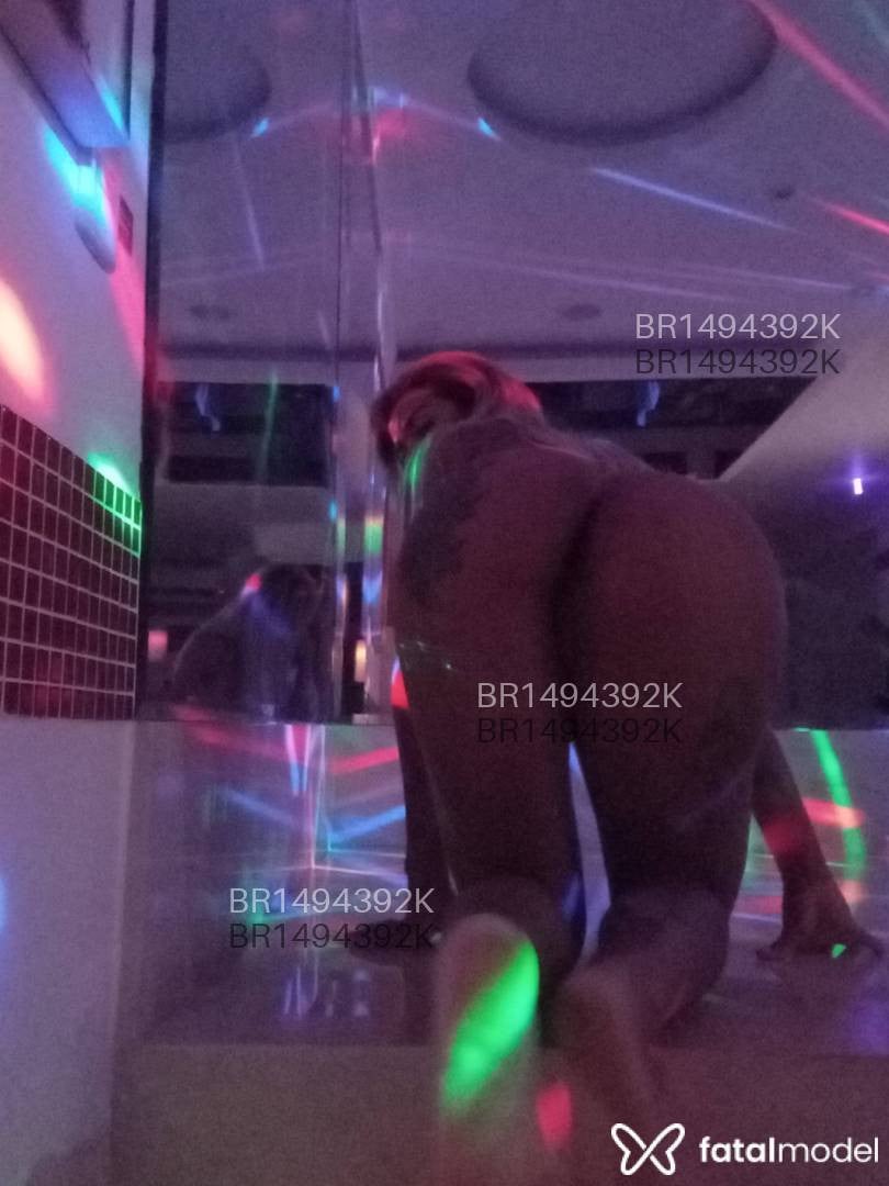 Acompanhante mulher com cabelo castanho de olhos castanhos em Ribeirão Preto - Cleópatra