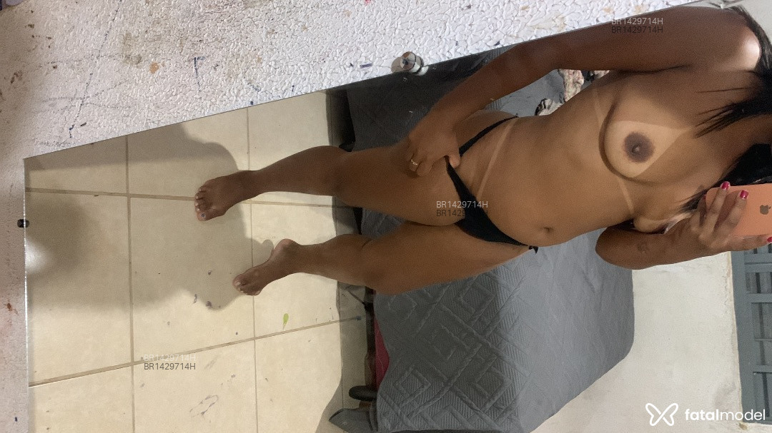 Acompanhante mulher com cabelo castanho de olhos castanhos em Confresa - Gabriely
