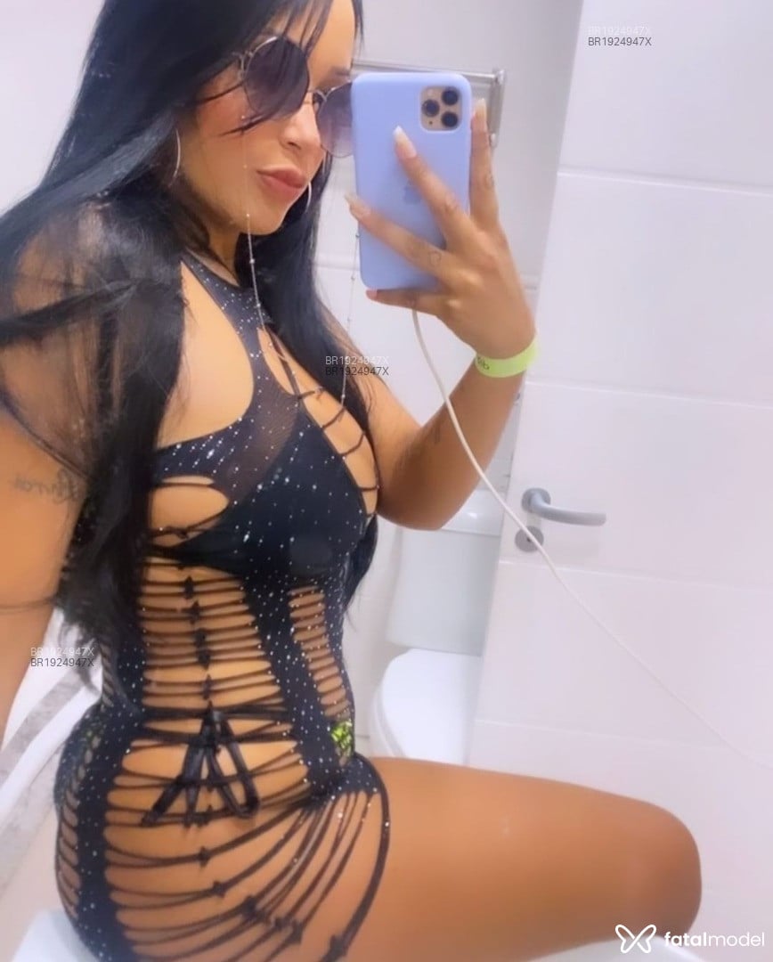 Acompanhante mulher morena (o) de olhos castanhos em União da Vitória Acompanhante mulher morena (o) de olhos castanhos em União da Vitória - Juhjuh Genezzi