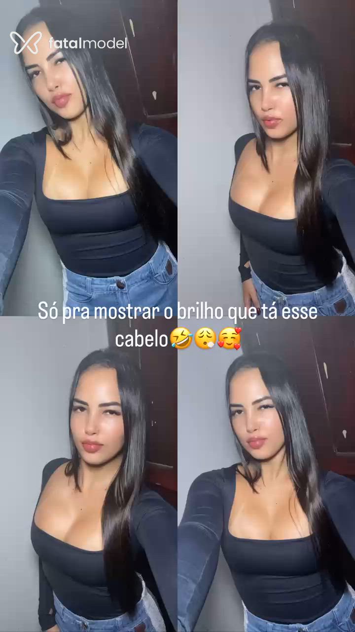 Acompanhante mulher morena (o) de olhos castanhos - Júlia